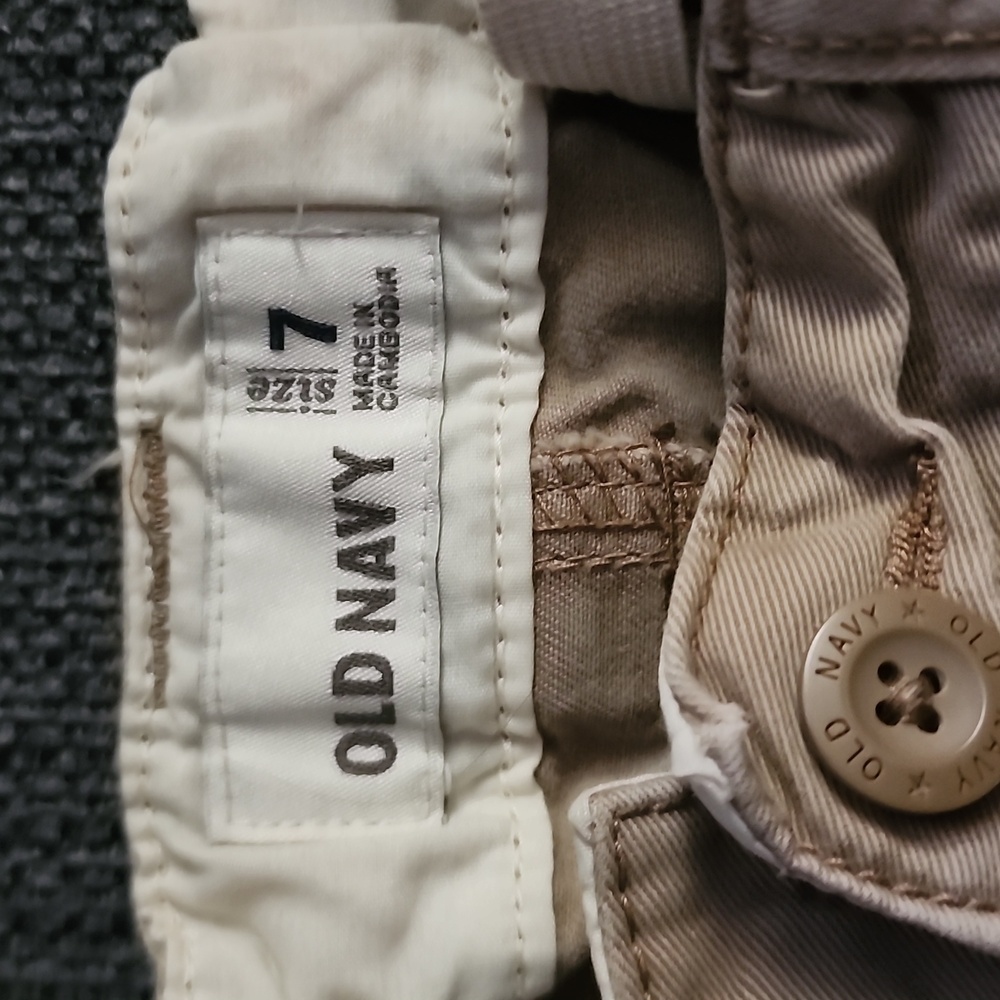 Boys Old Navy Adjustable Waist Cargo Pants - Picture 4 of 4
